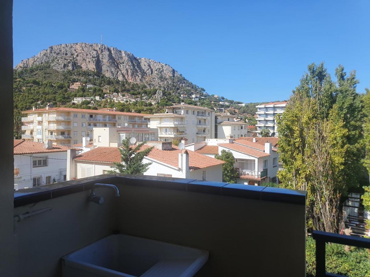 Payet Apartments L'Estartit Exterior foto